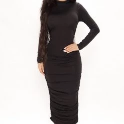 Fashion Nova Cristy Ruched Midi Dress - Black