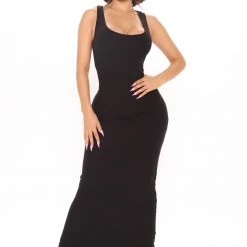 Fashion Nova Mulberry Street Maxi Dress - Black