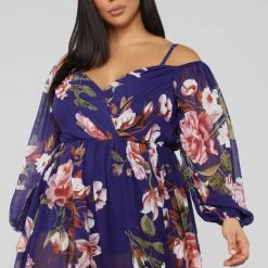 Fashion Nova A Beautiful Creation Floral Maxi Dress - Navy 15 Fashion Nova A Beautiful Creation Floral Maxi Dress - Navy -fashion nova dresses Shop 02 05 19 Studio 1 AB 10 02 27 1461 Navy 0274 RA scaled