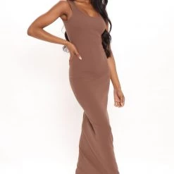 Fashion Nova Mulberry Street Maxi Dress - Mocha -fashion nova dresses Shop 03 03 21Studio1 RM ON 10 19 20 2 RD5930 Mocha 3632 JK