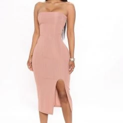 Fashion Nova Natalie Ribbed Midi Dress - Mocha