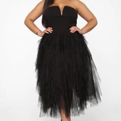 Fashion Nova Caught My Eye Tube Maxi Dress - Black -fashion nova dresses Shop 05 22 19 Studio 4 JP 12 01 26 29 BD1452 Black 2197 KL scaled