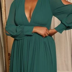 Fashion Nova Hold Up Maxi Dress - Hunter 14 Fashion Nova Hold Up Maxi Dress - Hunter -fashion nova dresses Shop 06 29 22Studio5 ME KP 11 34 22 23 DM2686 Hunter 2611 PLUS EH