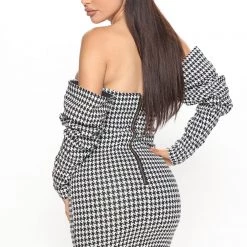 Fashion Nova Joella Mini Dress - White/Black 7 Fashion Nova Joella Mini Dress - White/Black -fashion nova dresses Shop 07 07 22Studio2 ME RL 11 50 53 38 PIM10023 WhiteBlack 0318 SG