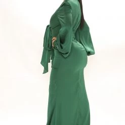 Fashion Nova Queen Moment Satin Maxi Dress - Hunter -fashion nova dresses Shop 07 19 21Studio2 SN KP 10 59 30 56 DR1982 Hunter 1136 KL