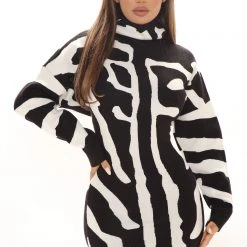 Fashion Nova As You Wish Sweater Mini Dress - Black/White -fashion nova dresses Shop 08 02 21Studio2 ME KP 11 50 49 56 LD10100BFN BlackWhite 2674 EH