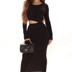 Fashion Nova Comfy Chic Sweater Midi Dress - Black