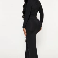 Fashion Nova Zola Maxi Dress - Black 10 Fashion Nova Zola Maxi Dress - Black -fashion nova dresses Shop 08 19 22Studio4 RT DJ 12 31 05 26 DR1918 Black R 3877 SG