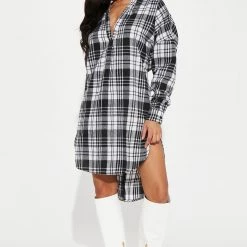 Fashion Nova Cabin Fever Flannel Midi Dress - Black/White