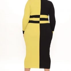Fashion Nova Carissa Colorblock Sweater Midi Dress - Green/combo 20 Fashion Nova Carissa Colorblock Sweater Midi Dress - Green/combo -fashion nova dresses Shop 09 03 21Studio3 ME TB 09 37 59 5 SBD199 Greencombo 3315 PLUS DC