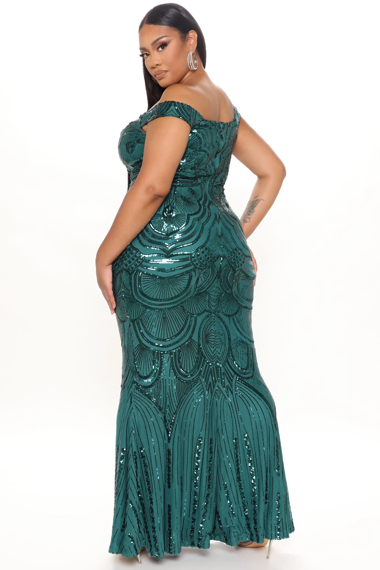 Fashion Nova Until The Weekend Sequin Maxi Dress - Emerald 9 Fashion Nova Until The Weekend Sequin Maxi Dress - Emerald - Image 7