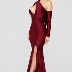 Fashion Nova Pretty Hurts Dress - Burgundy 15 Fashion Nova Pretty Hurts Dress - Burgundy -fashion nova dresses Shop 09 05 18 Studio 2 13 44 10 DT1159 Burgundy CC 0634 3 JD scaled