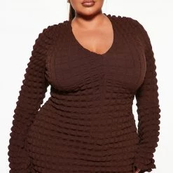 Fashion Nova Tres Poppin' Mini Dress - Chocolate 12 Fashion Nova Tres Poppin' Mini Dress - Chocolate -fashion nova dresses Shop 09 06 22Studio3 DD KP 14 33 46 37 KH1100 Chocolate 0376 PLUS ES