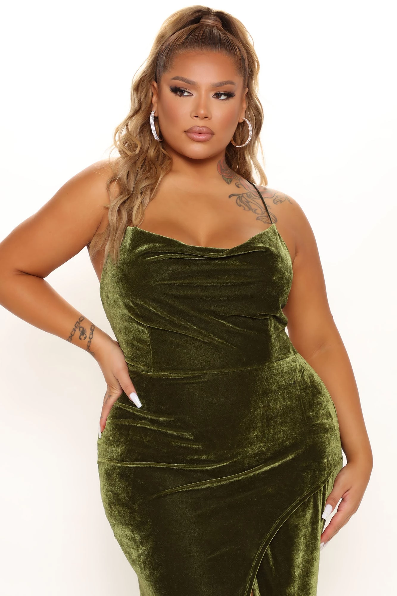 Fashion Nova Love You Mean It Velvet Maxi Dress - Olive 10 Fashion Nova Love You Mean It Velvet Maxi Dress - Olive - Image 8