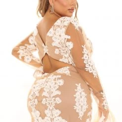 Fashion Nova Lydia Lace Maxi Dress - White -fashion nova dresses Shop 09 10 21Studio1 SN RL 15 34 19 66 MF2732 White 3437 PLUS MH