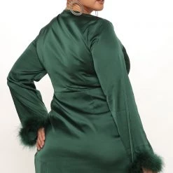 Fashion Nova Tainted Love Satin Mini Dress - Green 21 Fashion Nova Tainted Love Satin Mini Dress - Green -fashion nova dresses Shop 09 13 21Studio3 RT TB 11 06 22 23 DWDR21252ST Green 5373 PLUS PB