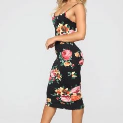 Fashion Nova Body Moves Midi Dress - Black Floral -fashion nova dresses Shop 09 14 18 Studio 2 13 24 41 JD19788AP Black0610 JF scaled