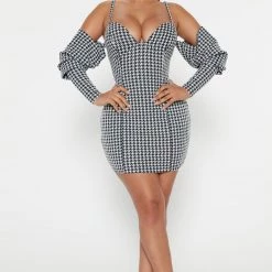 Fashion Nova Italian Cafe Mini Dress - Black/White -fashion nova dresses Shop 09 28 22Studio4 RT KH 09 18 27 3 CD957X BlackWhite 2025 EH