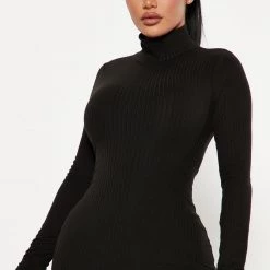 Fashion Nova Amika Ribbed Midi Dress - Black