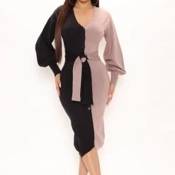 Fashion Nova Rosalee Sweater Midi Dress - Black/combo