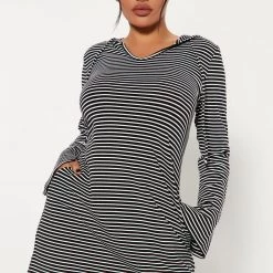 Fashion Nova Hadley Hooded Mini Dress - Black/White