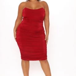 Fashion Nova All Ruched And Ready Midi Dress - Wine -fashion nova dresses Shop 10 20 20Studio3 DM SA 13 58 56 52 FS21C043 Wine 0587 PLUS WG