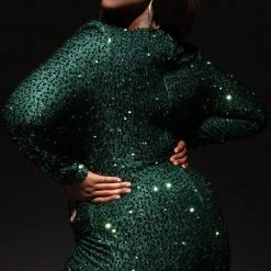 Fashion Nova Bianca Sequin Maxi Dress - Green 17 Fashion Nova Bianca Sequin Maxi Dress - Green -fashion nova dresses Shop 11 10 21Studio6 SN RL 15 09 34 43 DR2105 Green 15979 PLUS WG