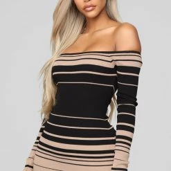 Fashion Nova Catch Me Offline Sweater Dress - Black/Brown 18 Fashion Nova Catch Me Offline Sweater Dress - Black/Brown -fashion nova dresses Shop 11 20 18 Studio 2 09 41 47 21593 BlackBrown0596 DM JK scaled