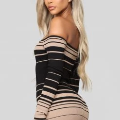 Fashion Nova Catch Me Offline Sweater Dress - Black/Brown 20 Fashion Nova Catch Me Offline Sweater Dress - Black/Brown -fashion nova dresses Shop 11 20 18 Studio 2 09 42 01 21593 BlackBrown0599 DM JK scaled