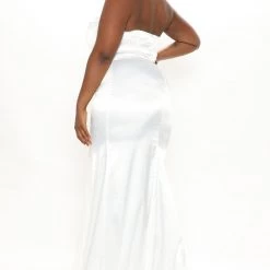 Fashion Nova Celebration Time Satin Gown - White -fashion nova dresses Shop 11 24 21Studio3 ME TB 11 52 09 31 FNT380 White 8315 PLUS KL