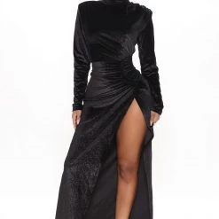 Fashion Nova Champagne Problems Velvet Maxi Dress - Black