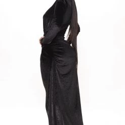 Fashion Nova Champagne Problems Velvet Maxi Dress - Black -fashion nova dresses Shop 11 27 20Studio1 DM MJ 14 39 46 35 DR1626 Black 3740 NT