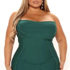 Fashion Nova Carmella Bandage Midi Dress - Emerald 15 Fashion Nova Carmella Bandage Midi Dress - Emerald -fashion nova dresses Shop 11 29 21Studio2 RT KP 14 10 52 50 MD7515 Emerald 0064 PLUS KL