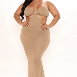 Fashion Nova Walk On The Beach Maxi Dress - Mocha -fashion nova dresses Shop 12 07 21Studio3 CE MJ 13 49 41 53 EP1171 Mocha 2680 PLUS WG