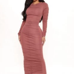 Fashion Nova Playing Games Sweater Midi Dress - Marsala -fashion nova dresses Shop 12 09 20Studio1 MS RL 13 38 25 19 SW904 Marsala 3650 RA