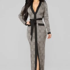 Fashion Nova Cameron Maxi Dress - Taupe/Black