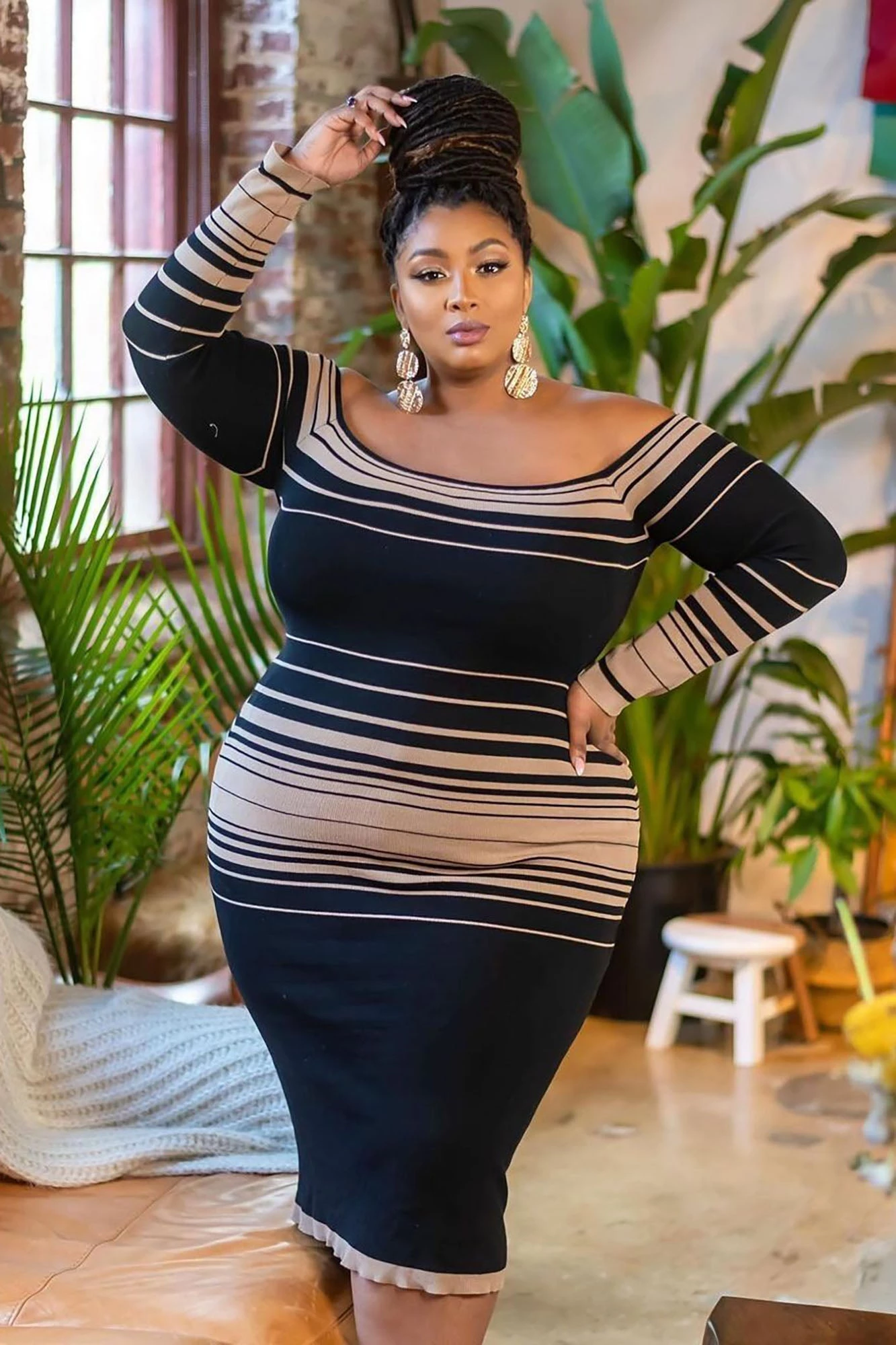 Fashion Nova Catch Me Offline Sweater Dress - Black/Brown 15 Fashion Nova Catch Me Offline Sweater Dress - Black/Brown - Image 13
