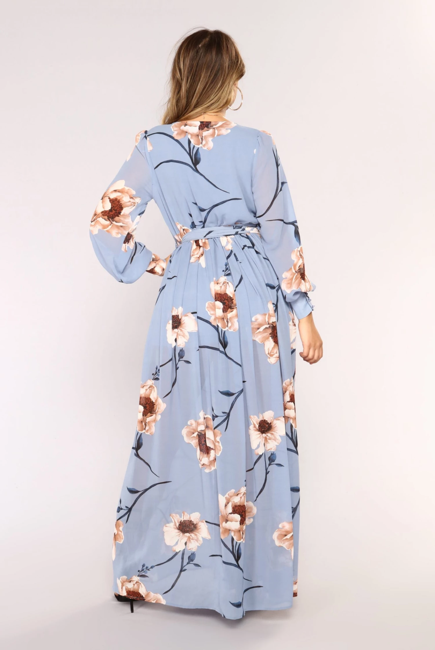 Fashion Nova Park Avenue Maxi Dress - Light Blue 8 Fashion Nova Park Avenue Maxi Dress - Light Blue - Image 6